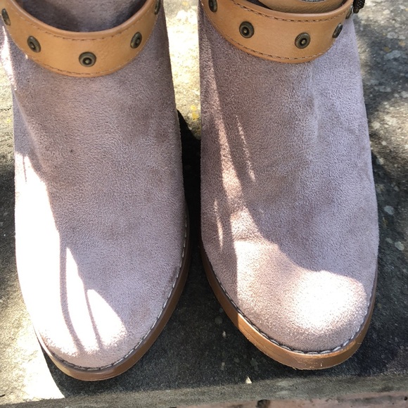 Women’s booties from Altar’d State. Size 6. Great condition. - Picture 5 of 8